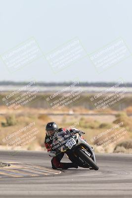 media/Oct-31-2025-CVMA Friday Practice (Fri) [[e9defcbea4]]/5-Racer 4 Practice - Trackday 1/Session 5 (Turn 4)/